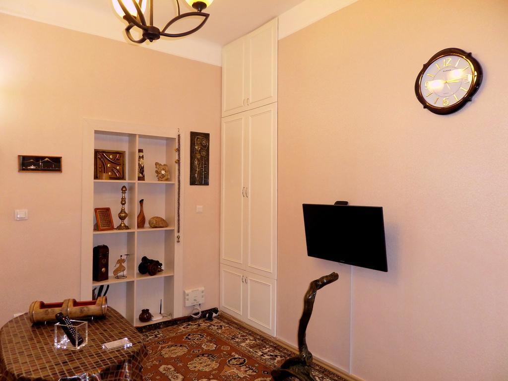 Ara & Gaya Аpartment Apartment Erevan Exterior foto