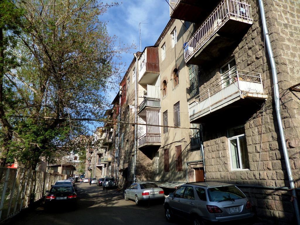 Ara & Gaya Аpartment Apartment Erevan Exterior foto